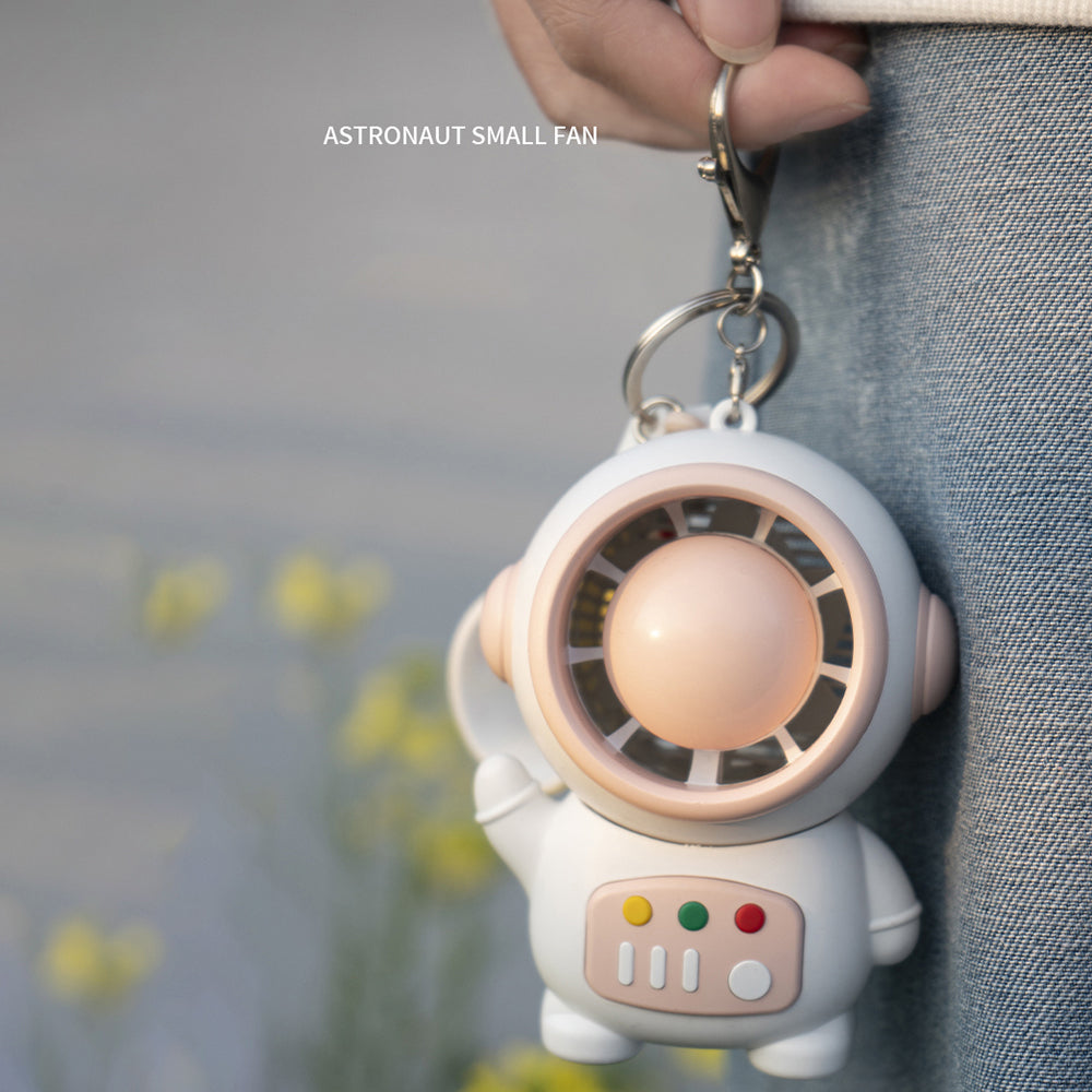 MLS6067 Cute Spaceman Portable Handheld Fan Astronaut Shape Two Gears Small Fan with Keychain