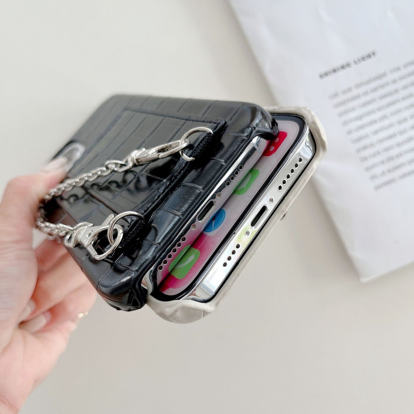 2 Card Slots Phone Case for iPhone 15 Pro Crocodile Textured PU+PC Anti-Drop Phone Protector with Strap