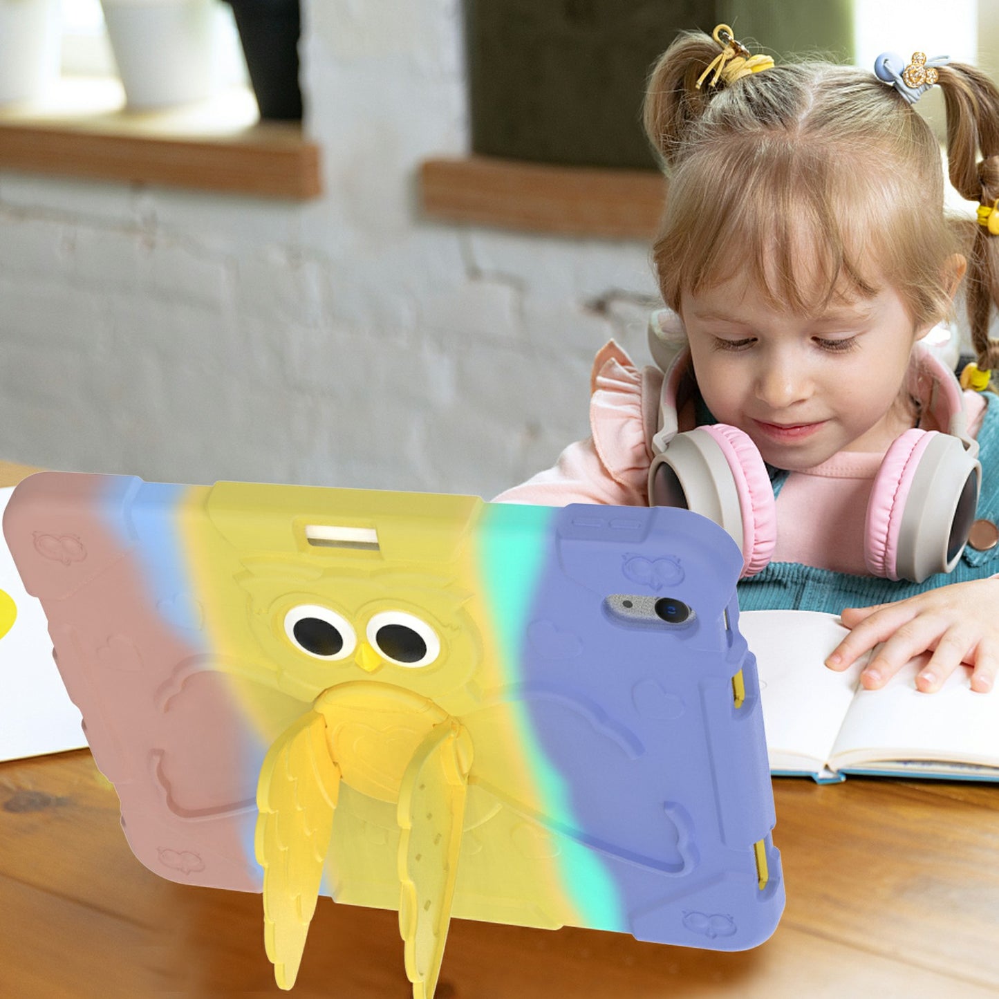 For iPad 10.9 (2022) Gradient Silicone Tablet Case Rotating PC Kickstand Anti-Slip Cover