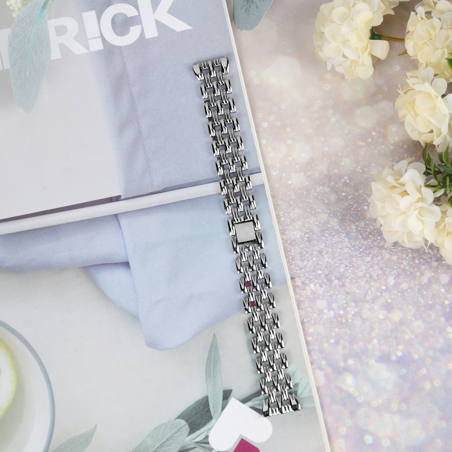 Stainless Steel Watch Band for Samsung Galaxy Watch4 Active 40mm 44mm / Watch4 Classic 42mm 46mm , 20mm Hollow 5 Beads Metal Strap