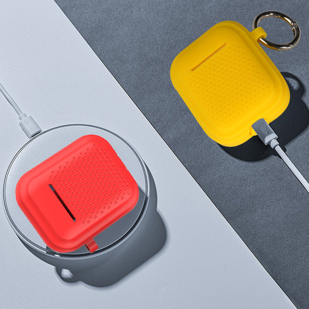 Silicone Case for AirPods with Charging Case (2016) / (2019) / AirPods with Wireless Charging Case (2019) Earphone Cover with Ring Buckle