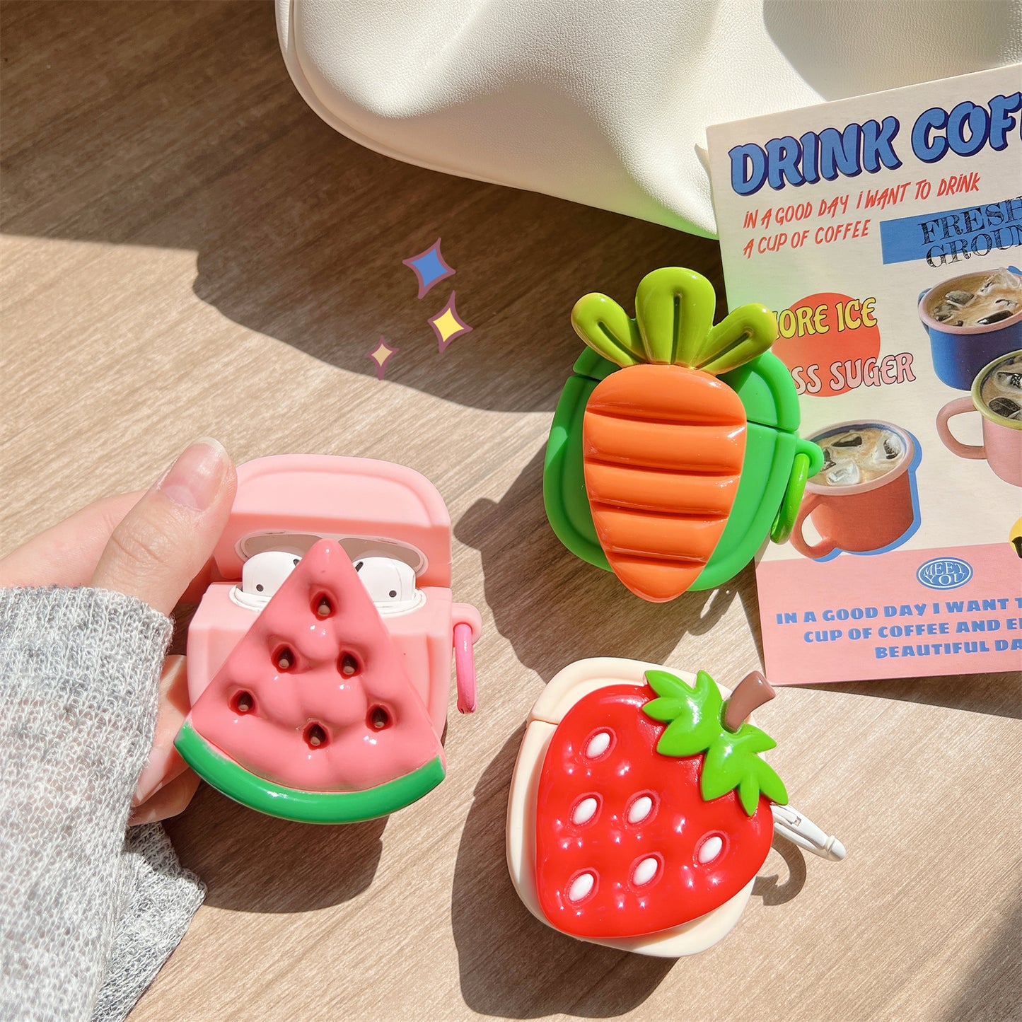 Creative Fruit Earphone Case for Apple AirPods with Charging Case (2016) / (2019) / AirPods with Wireless Charging Case (2019) Silicone Cover with Buckle