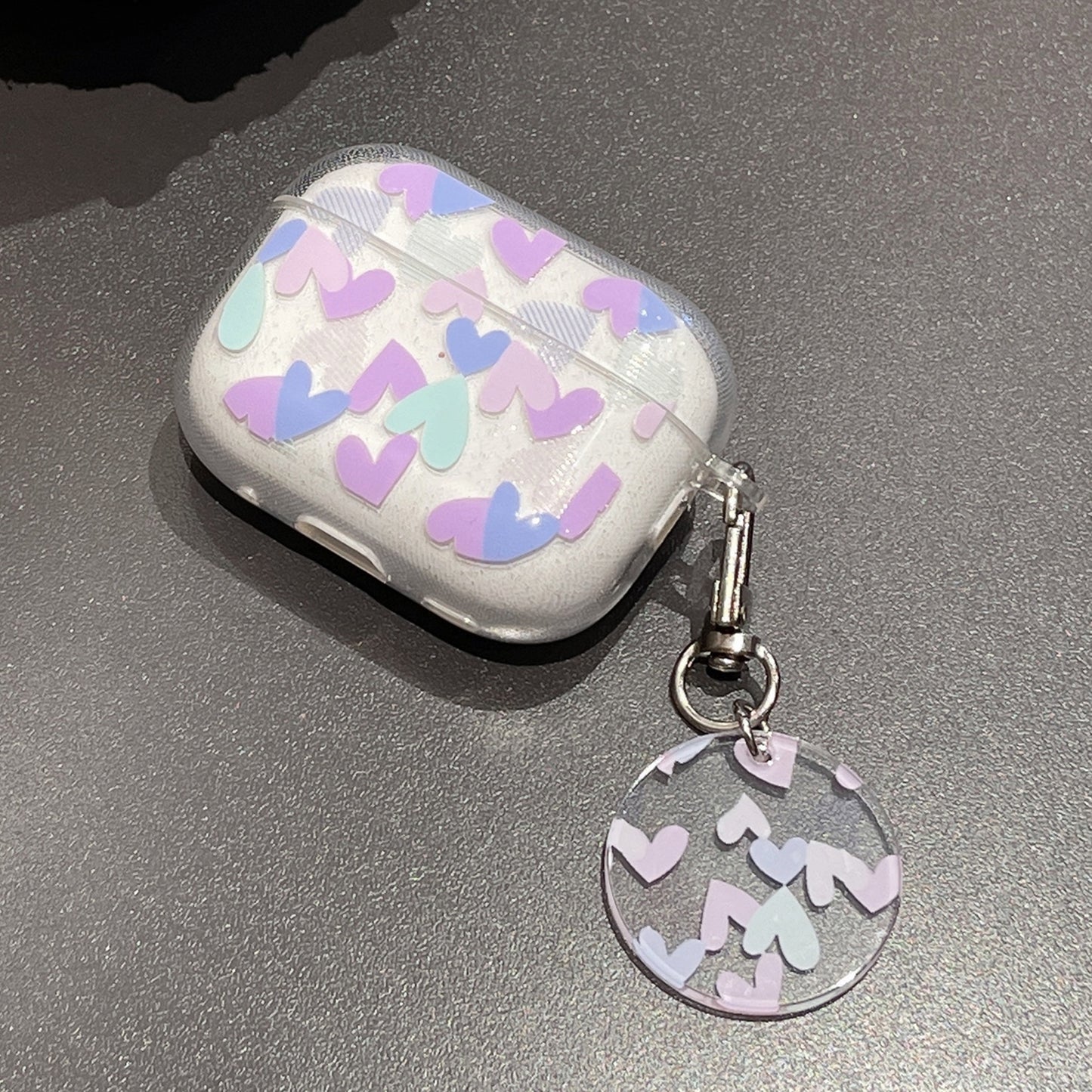 For AirPods Pro 2 Glitter TPU Earphone Case Heart Pattern Printed One-Piece Protective Cover with Pendant
