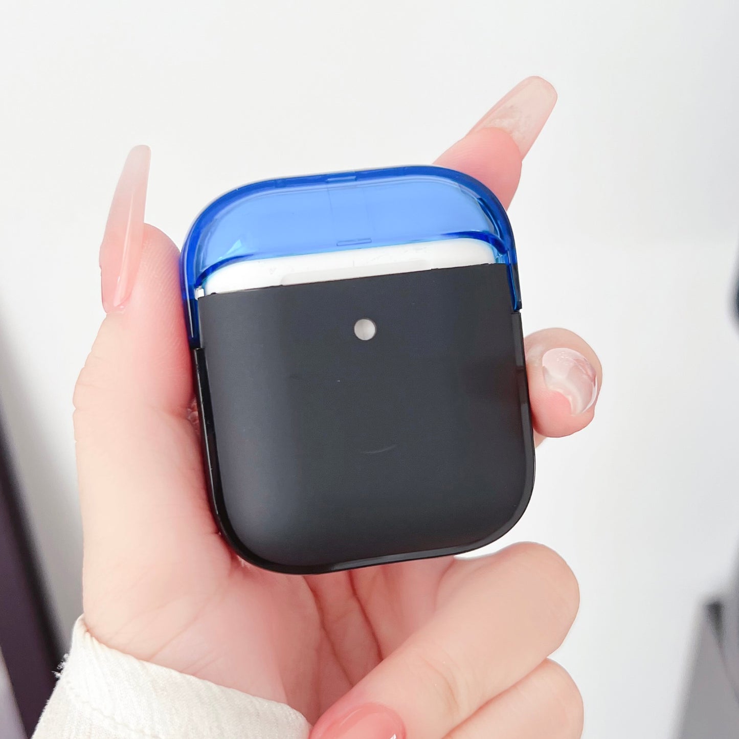 TPU + PC Case for Apple AirPods with Charging Case (2016) / (2019) / AirPods with Wireless Charging Case (2019) , Earphone Protective Cover with Strap