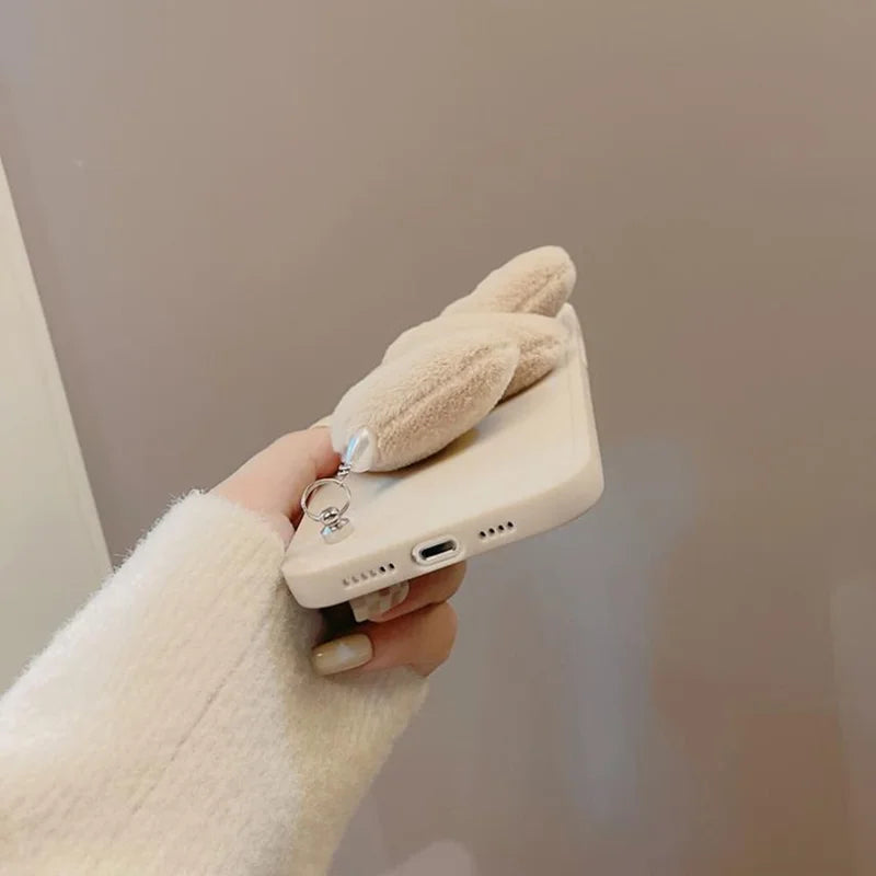 For iPhone 15 Pro Max Case Fluffy Heart Wristband TPU Phone Cover