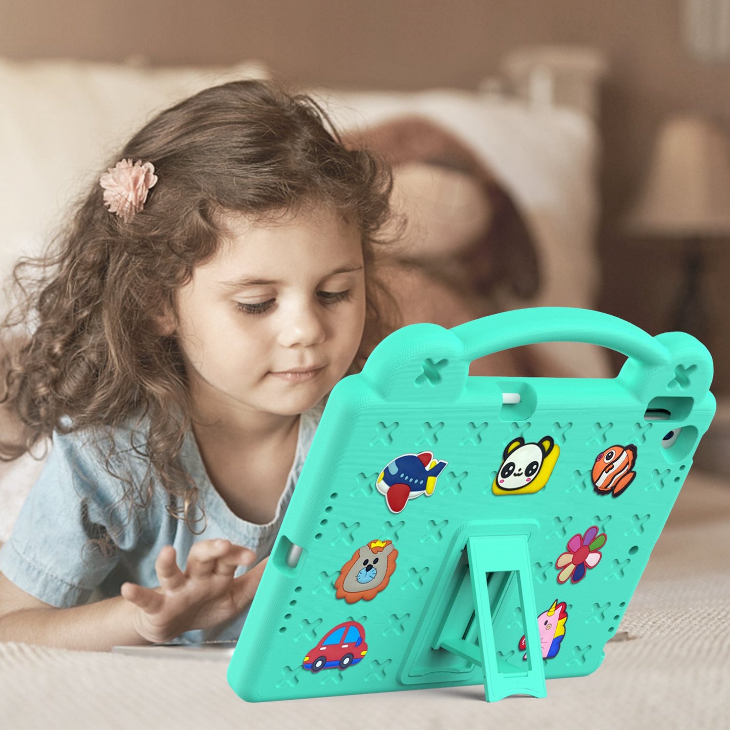 For iPad 10.2 (2021) / (2019) / (2020) Portable EVA Case Shockproof Tablet Cover Anti-Scratch Case with Kickstand