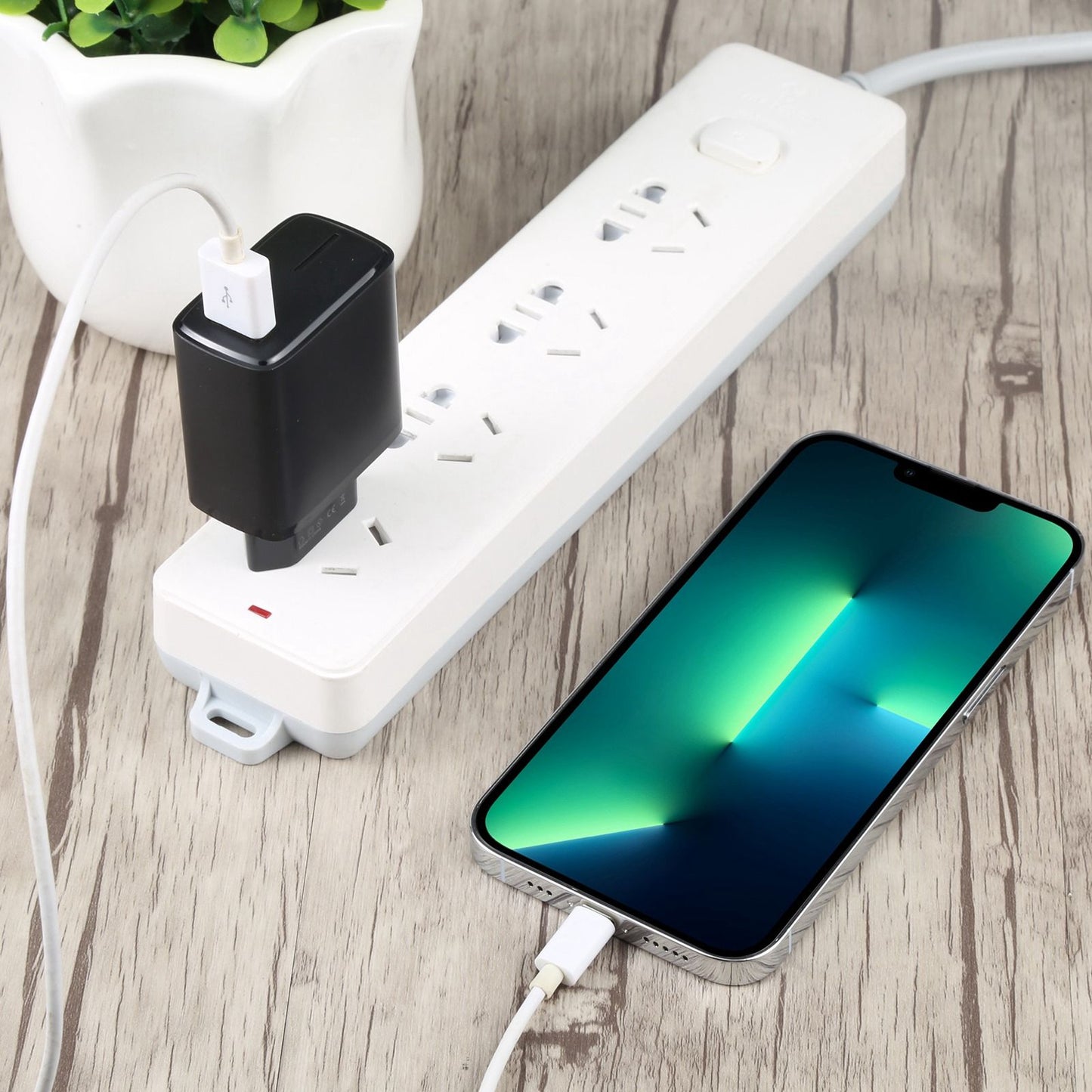 LZ-1130 Single Port QC 3.0 USB Charger Quick Charging Portable Power Adapter