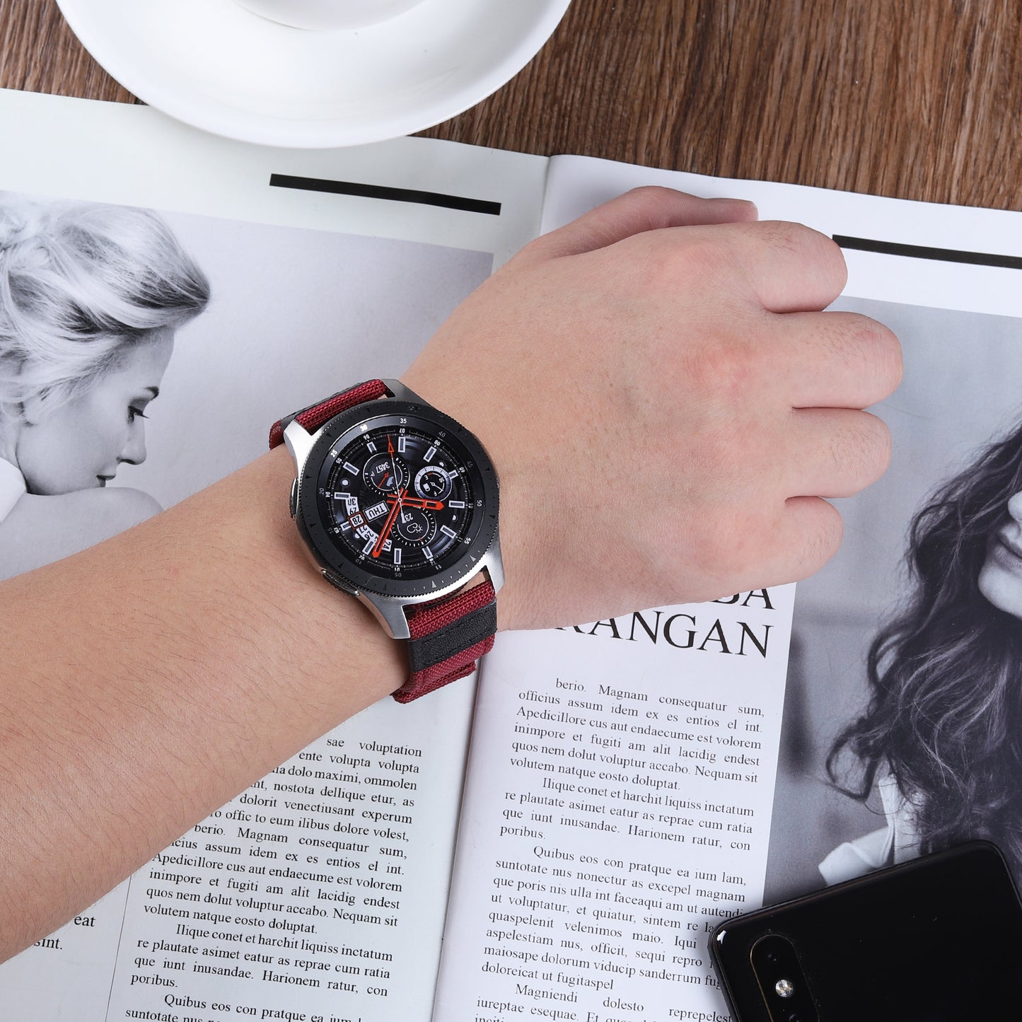 Universal 22mm Nylon + Genuine Leather Watch Band Strap for Samsung Galaxy Watch 46mm etc.