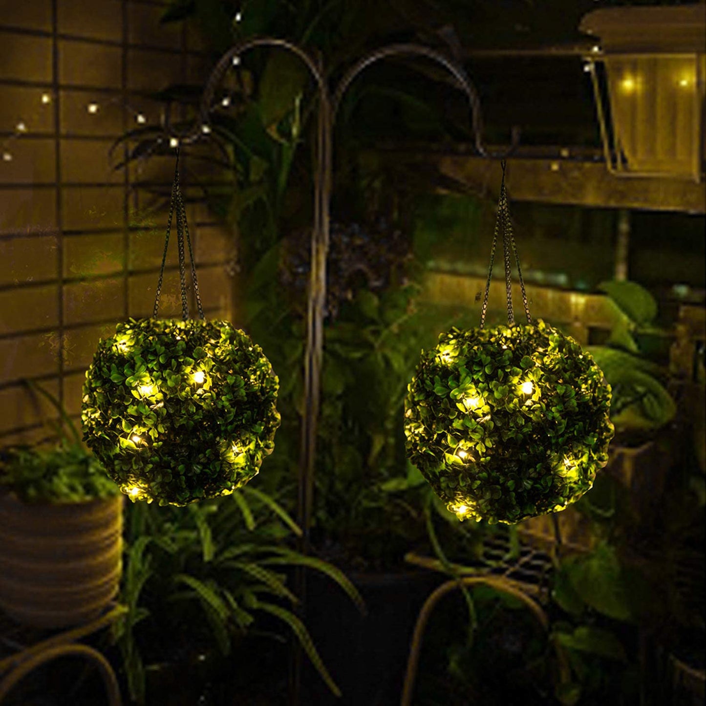 Home LED Grass Ball Chandelier Outdoor Garden Decor Artificial Plant Ball Decorative Solar Lamp, Size: L