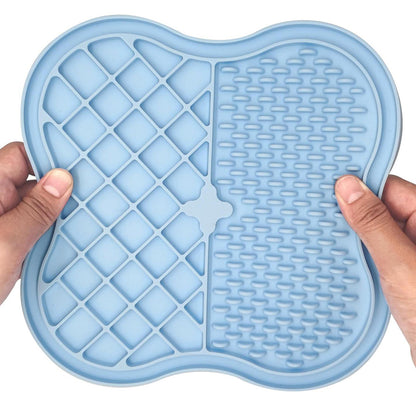 Dog Cat Food Licking Mat Silicone Suction Cup Anti Choking Pet Slow Eating Food Pad (No FDA Certification, BPA Free)