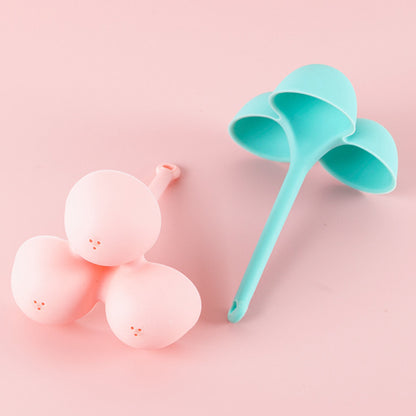 3 Hole Silicone Steamed Egg Holder Kitchen Egg Boiling Holder with Drain Holes (No FDA Certificate, BPA Free)