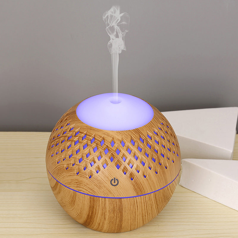 200ml Wood Grain Hollow Air Humidifier Mini Silent Mist Maker Fog Sprayer with Colorful Light for Home, Office (with CE)