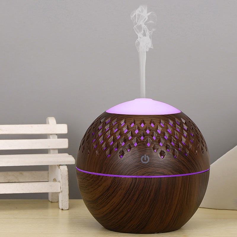 200ml Wood Grain Hollow Air Humidifier Mini Silent Mist Maker Fog Sprayer with Colorful Light for Home, Office (with CE)