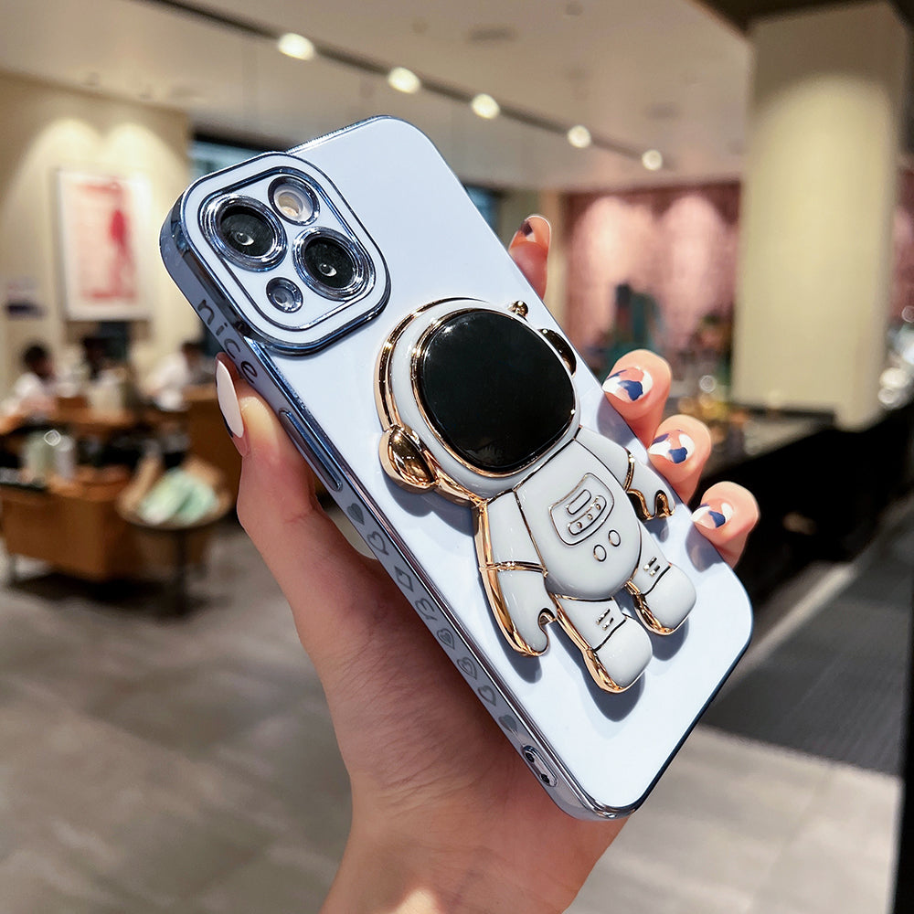 For iPhone 14 Plus TPU Phone Case Astronaut Kickstand Electroplating Love Heart Phone Cover