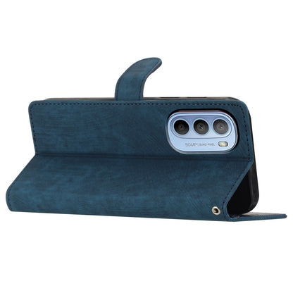 For Motorola Moto G52 4G / G82 5G Skin-touch Leather Wallet Shell Folding Stand Phone Case