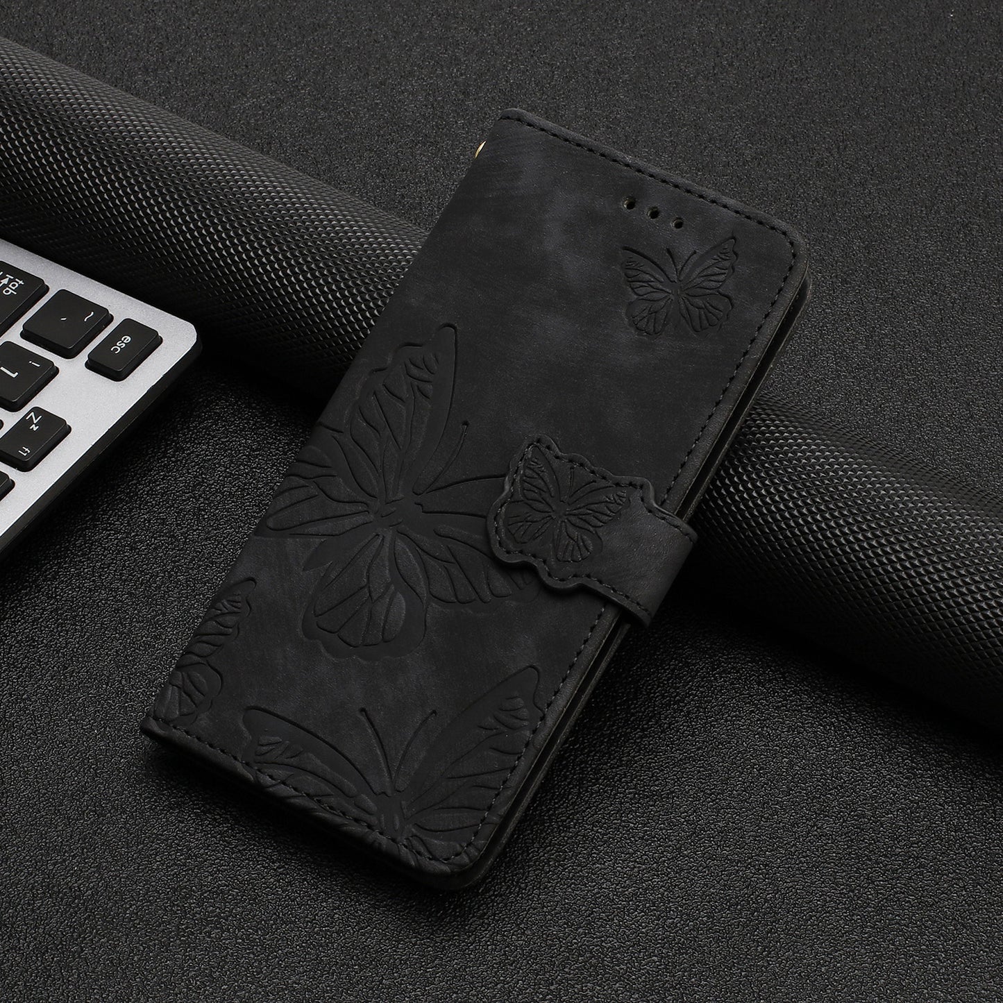 For Motorola Moto G62 5G Stand Phone Case Butterfly Imprinted Skin-touch Leather Wallet Phone Cover