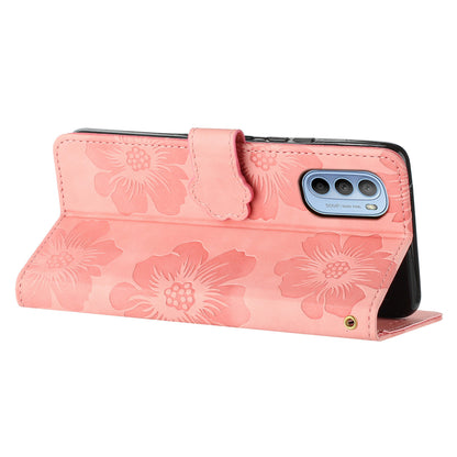 For Motorola Moto G52 4G / G82 5G Flip Stand Wallet Phone Case Flowers Imprint Leather Shell