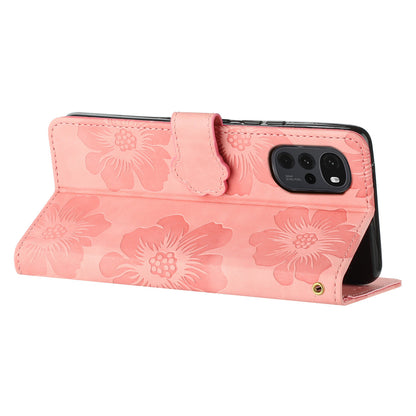 Flowers Imprinted Leather Phone Cover for Motorola Moto G22 , Wallet Cell Phone Stand Case