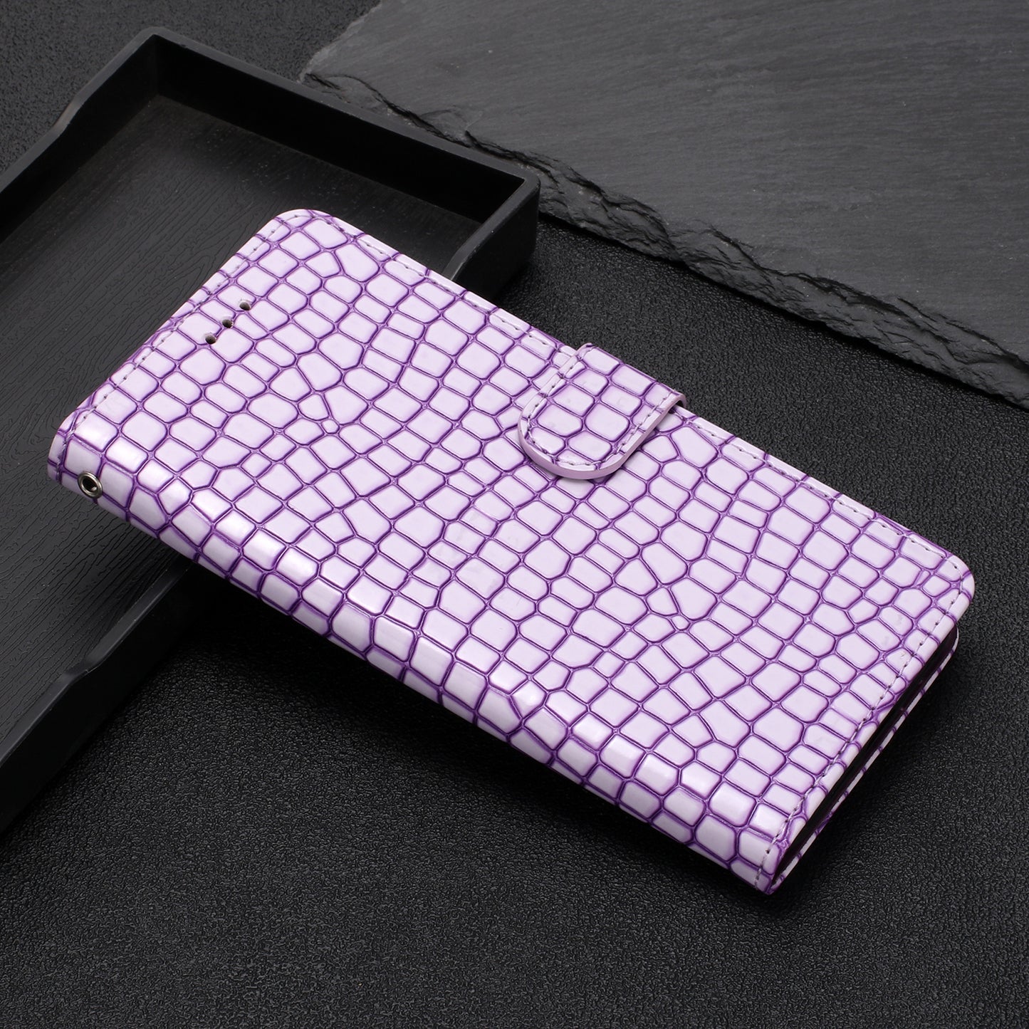 For Samsung Galaxy A04s 4G (164.7 x 76.7 x 9.1 mm) Anti-scratch Leather Wallet Stand Cover Crocodile Texture Phone Case