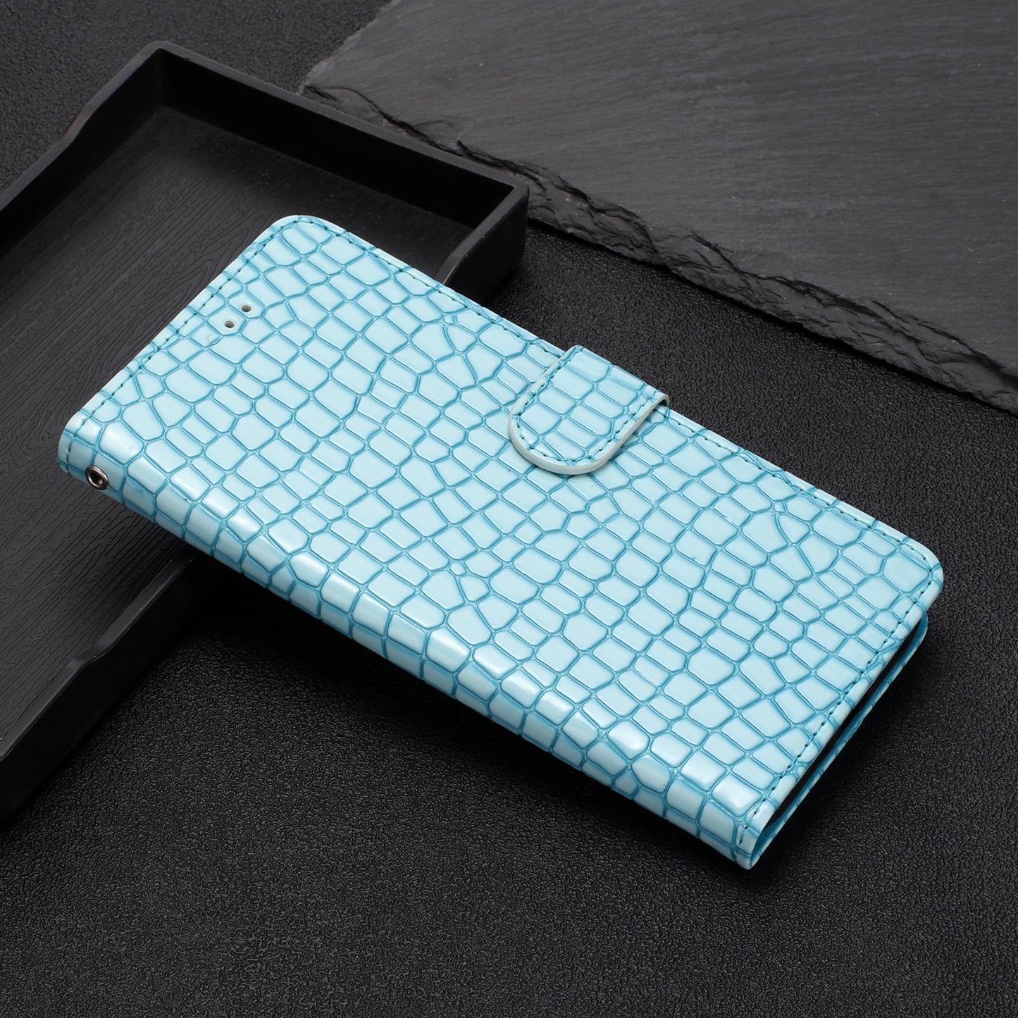 For Samsung Galaxy A04s 4G (164.7 x 76.7 x 9.1 mm) Anti-scratch Leather Wallet Stand Cover Crocodile Texture Phone Case