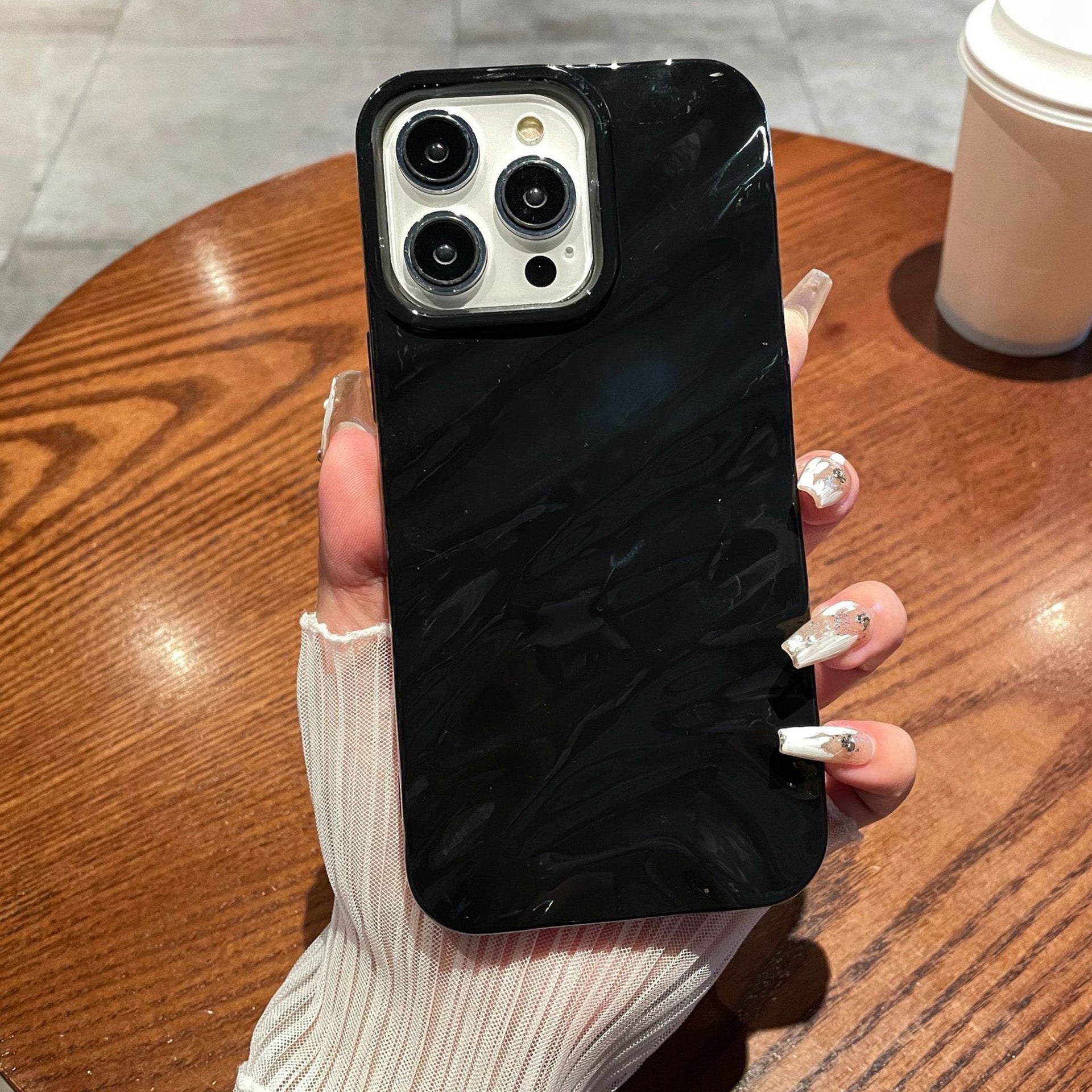 Anti-Drop Soft TPU Case for iPhone 15 Pro Simple Style Wave Pattern Slim Phone Cover