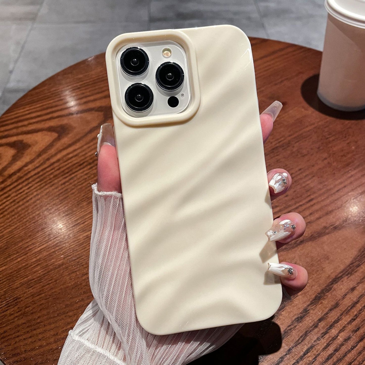 Anti-Drop Soft TPU Case for iPhone 15 Pro Simple Style Wave Pattern Slim Phone Cover