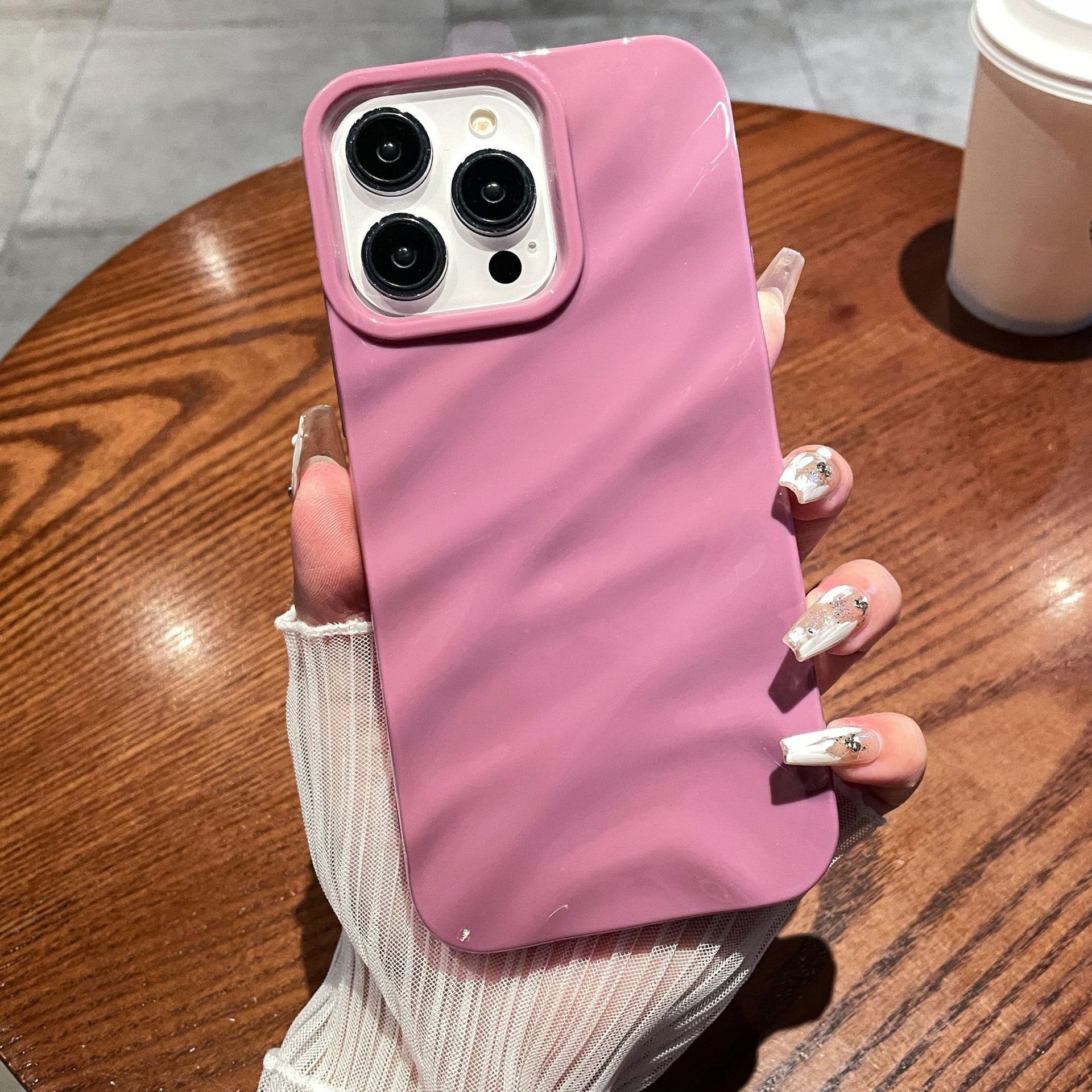 Anti-Drop Soft TPU Case for iPhone 15 Pro Simple Style Wave Pattern Slim Phone Cover