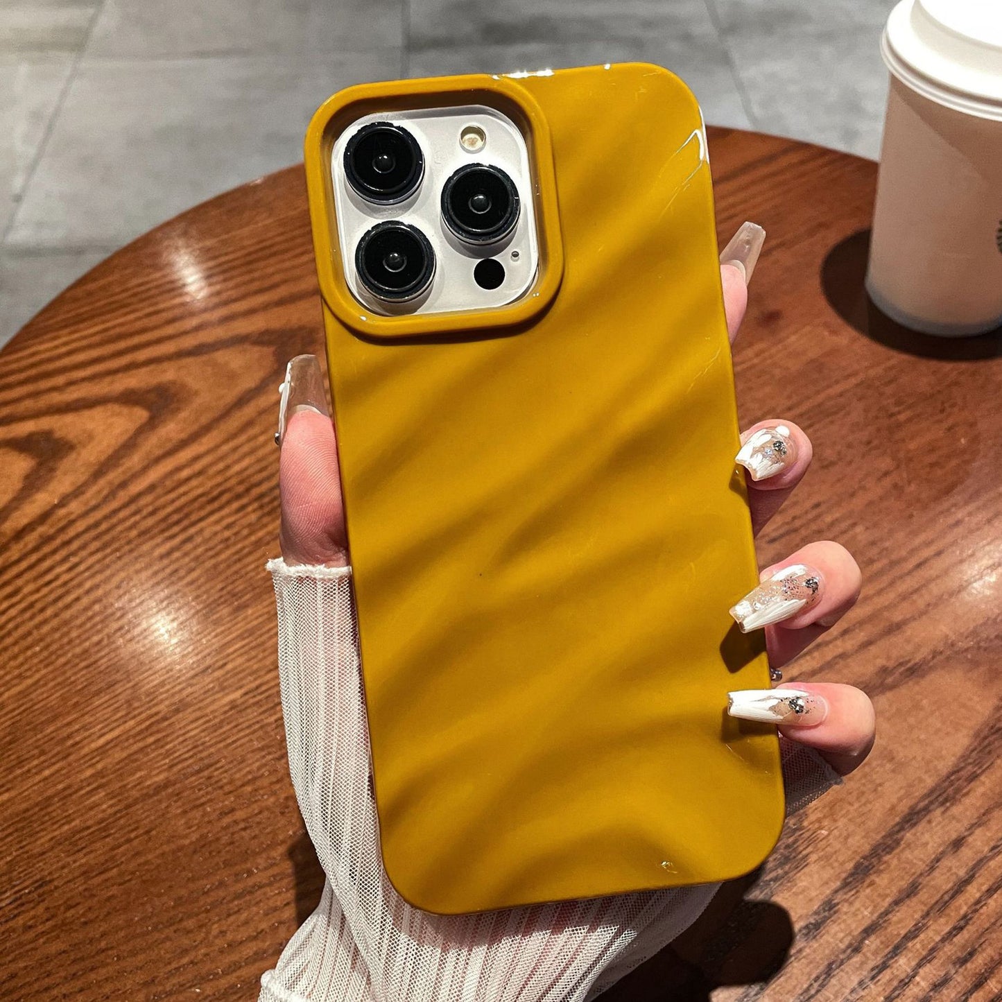 Simple Style Wave Pattern Slim Case for iPhone 15 Protective Soft TPU Phone Cover