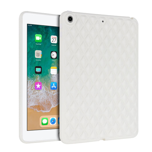 For iPad 9.7-inch (2017) / (2018) Back Cover Soft TPU Rhombus Pattern Tablet Case