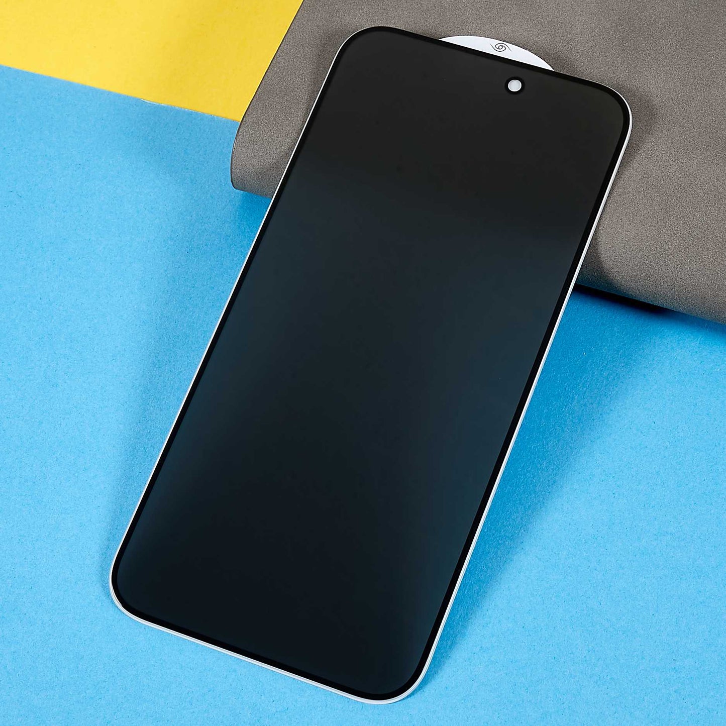 For iPhone 15 Full Coverage Anti-Spy Screen Protector Silk Printing Side Glue Tempered Glass Film