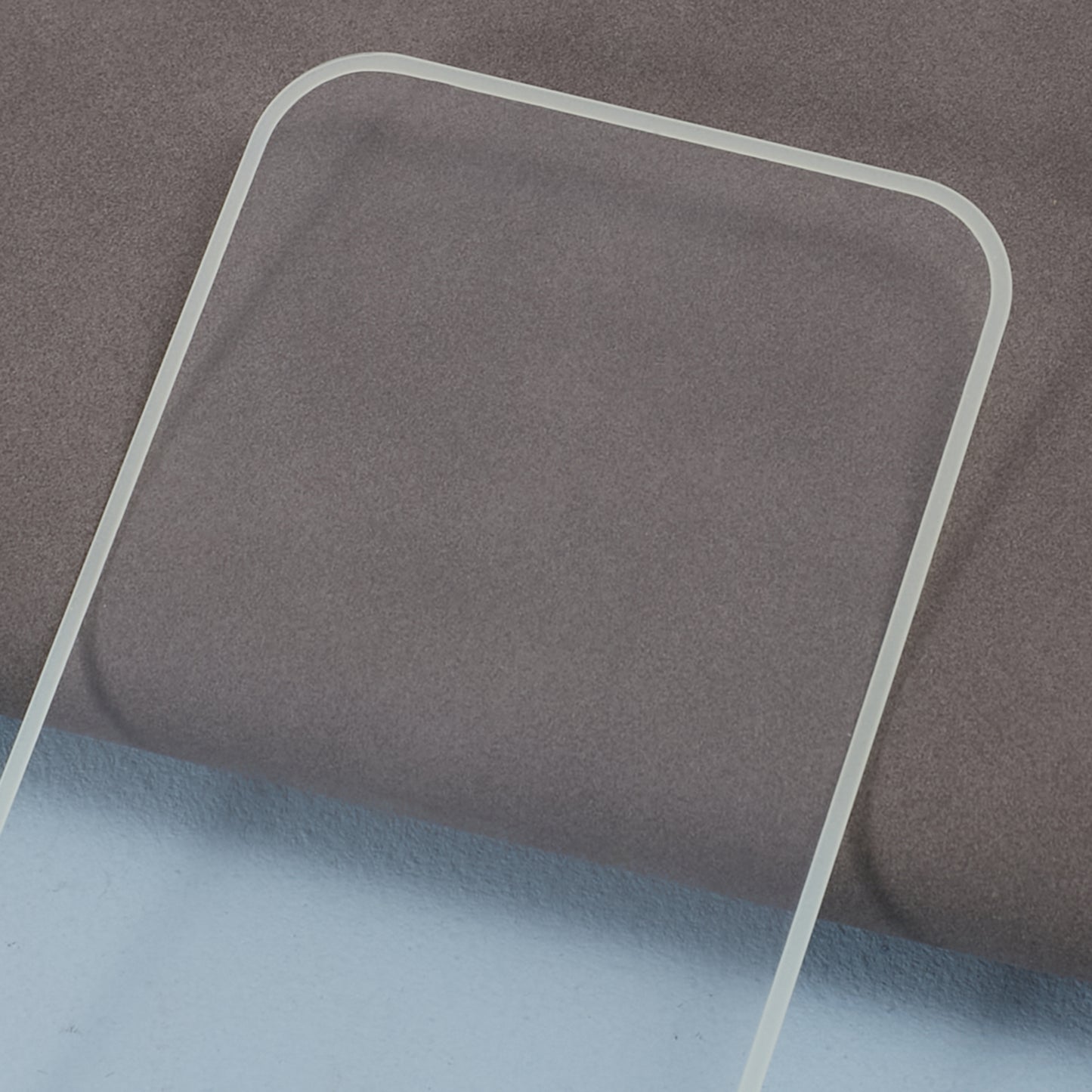 For iPhone 15 Pro Max Luminous HD Medium Alumina Glass Screen Protector Full Glue Anti-scratch Film