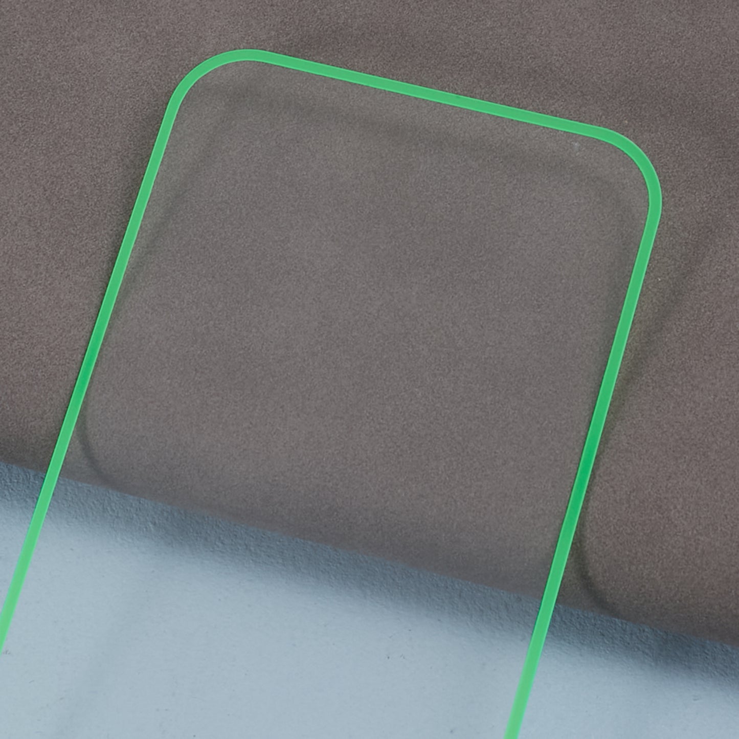 For iPhone 14 Pro Ultra Clear Medium Alumina Glass Film Luminescent Full Cover Screen Protector Full Glue