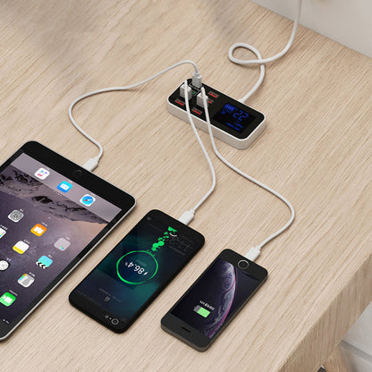 A9D+ Digital Display 7 USB + 1 Type-C Desktop Charger PC+ABS QC3.0 + PD Phone Fast Charging Station (CE Certified)