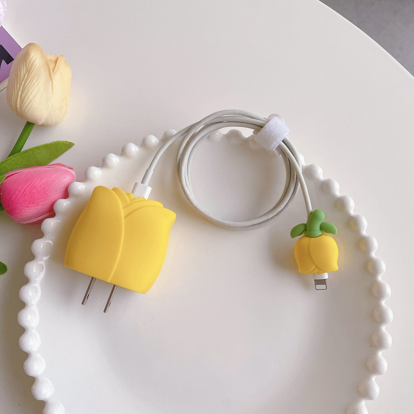 Tulip Series For iPhone 18W / 20W Wall Charger Silicone Protective Case Set with Charging Cable Protector