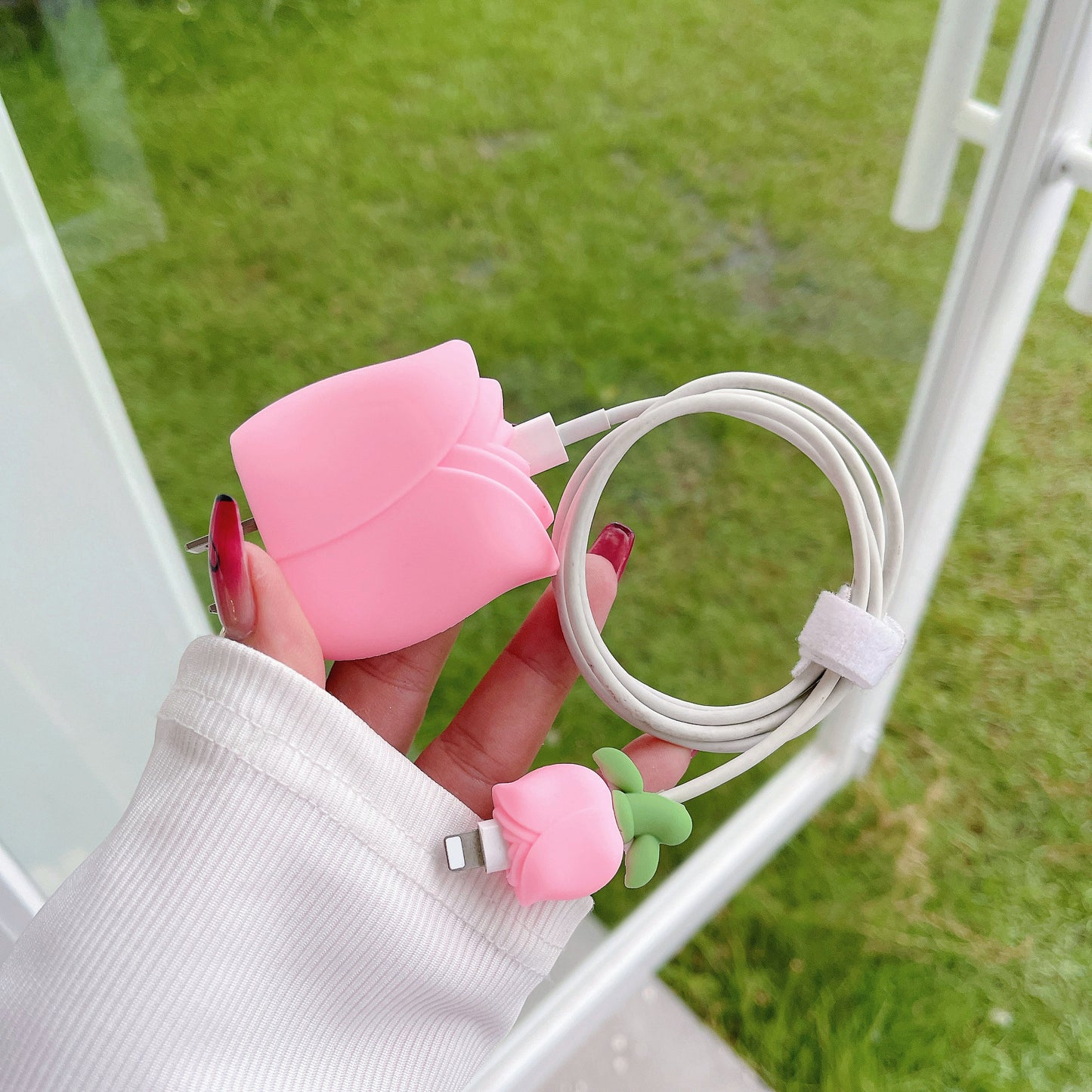 Tulip Series For iPhone 18W / 20W Wall Charger Silicone Protective Case Set with Charging Cable Protector