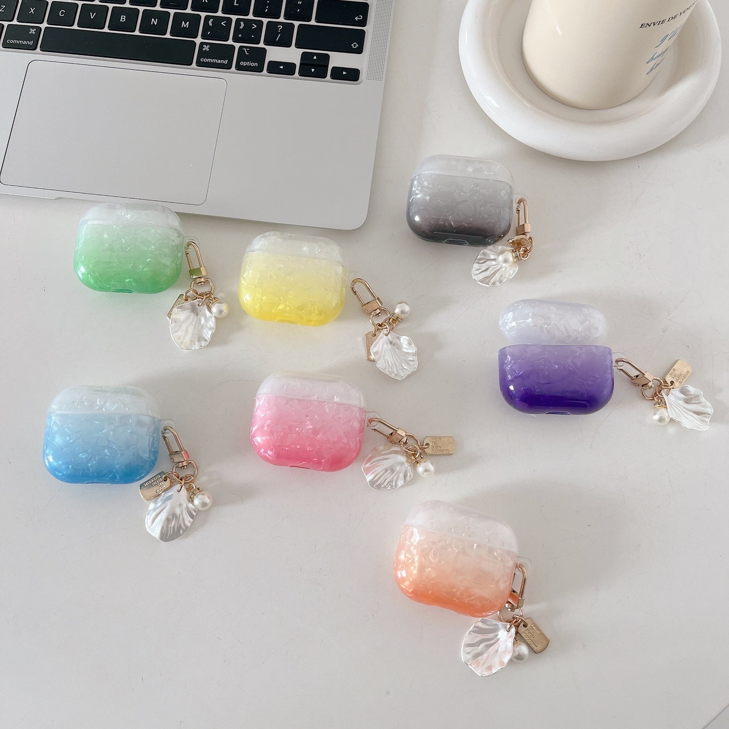 Earphone Case for Apple AirPods Pro , Gradient Shell Grain TPU Protective Cover with Shell Shape Pendant