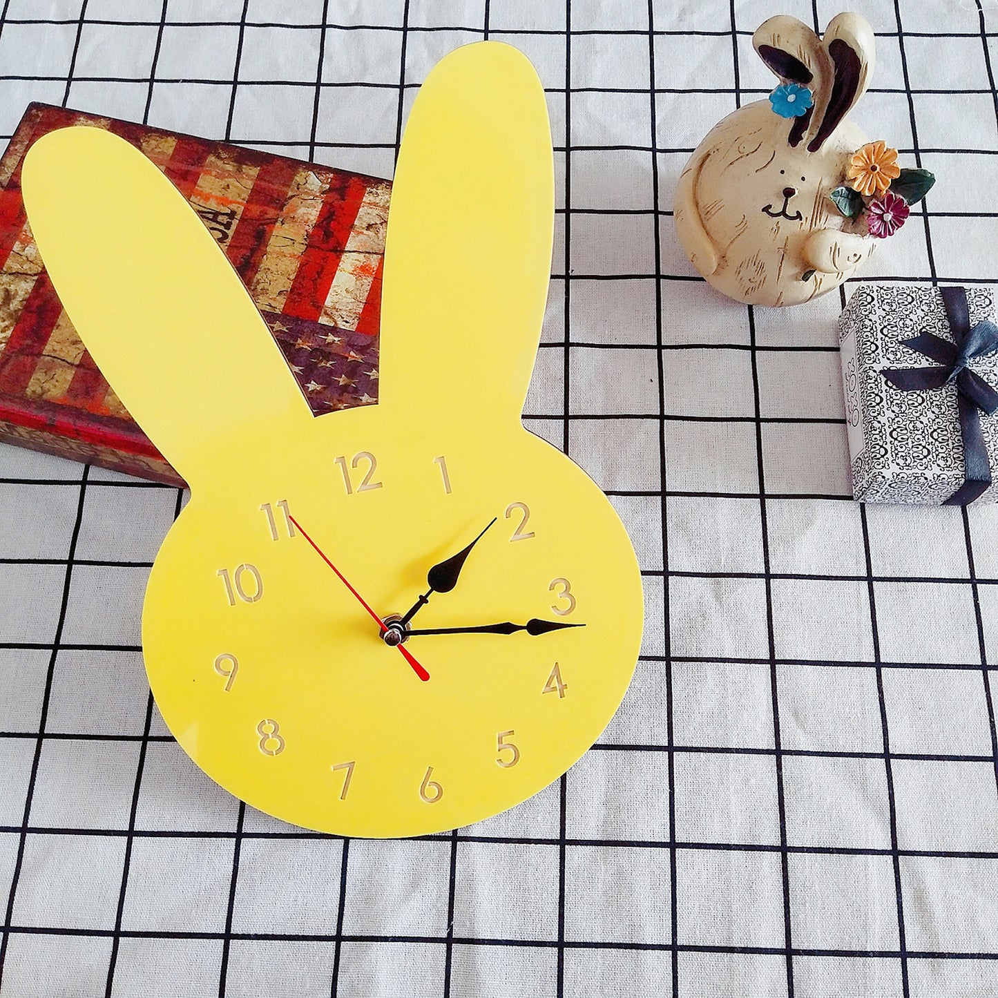 Cute Rabbit Decorative Quartz Wall Clock Battery Operated Silent Clock for Living Room, Bedroom