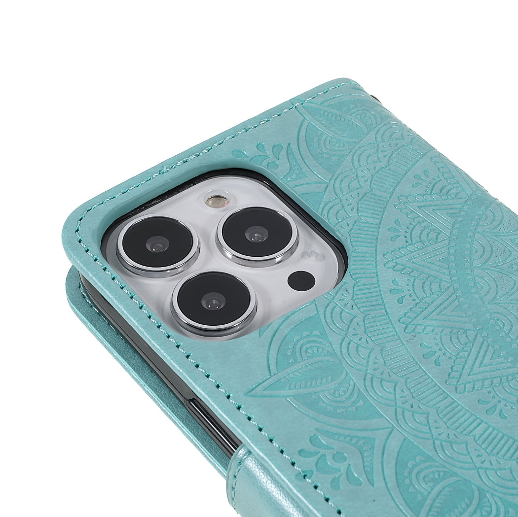 Mandala Totem Pattern Imprinted PU Leather Wallet Magnetic Flip Cover with Hand Strap for iPhone 13 Pro 6.1 inch