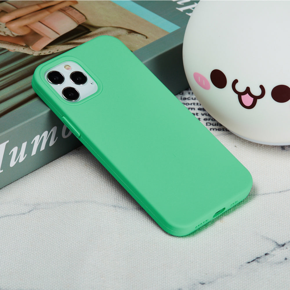 Liquid Silicone Solid Color Protective Phone Case for iPhone 13 Pro Max 6.7 inch