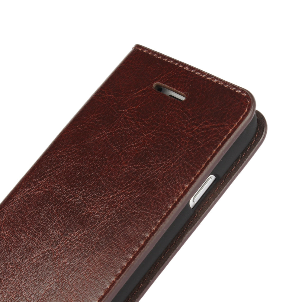 For iPhone SE (2020)/SE (2022)/8/7 4.7 inch Oiled-edgingCrazy Horse Genuine Leather Attached Hard PC Inner Case Wallet Stand Flip Phone Cover -Red