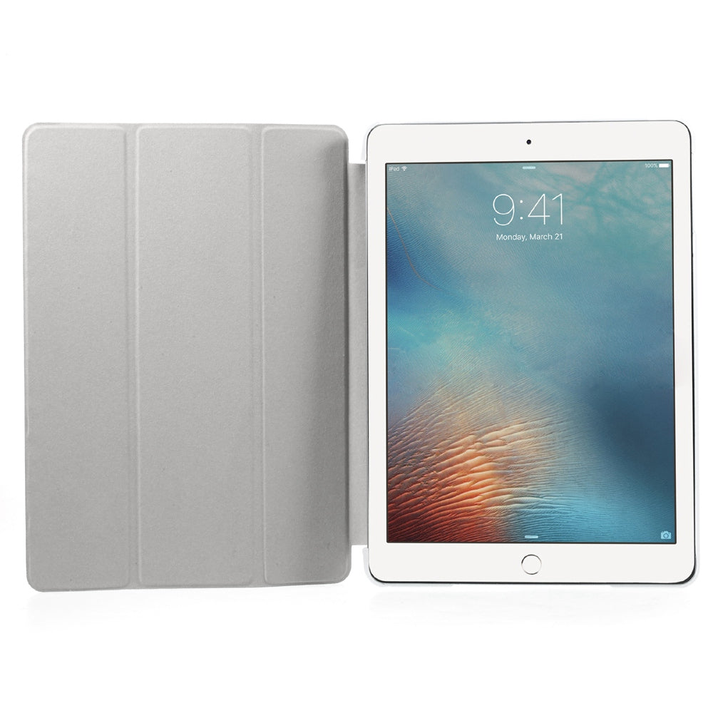 For iPad 9.7 (2018) / 9.7 (2017) Tri-fold Stand PU Leather + PC Case Accessory
