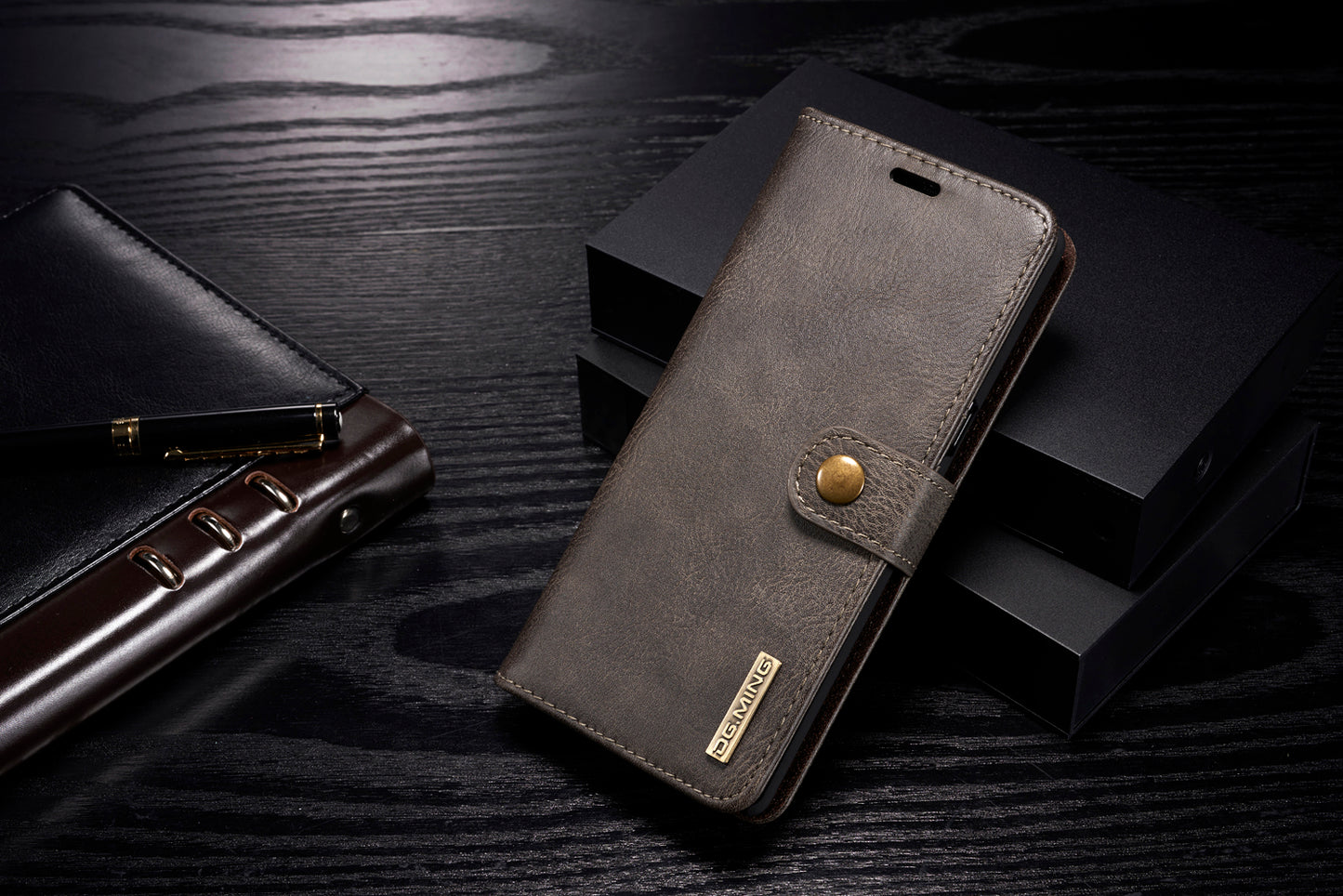 DG.MING Detachable 2-in-1 Split Leather Wallet Cover + PC Back Case for Samsung Galaxy Note 8 SM-N950