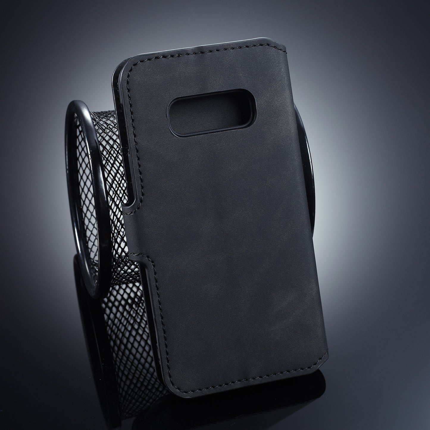 DG.MING Retro Style Wallet Leather Stand Case for Samsung Galaxy S10e