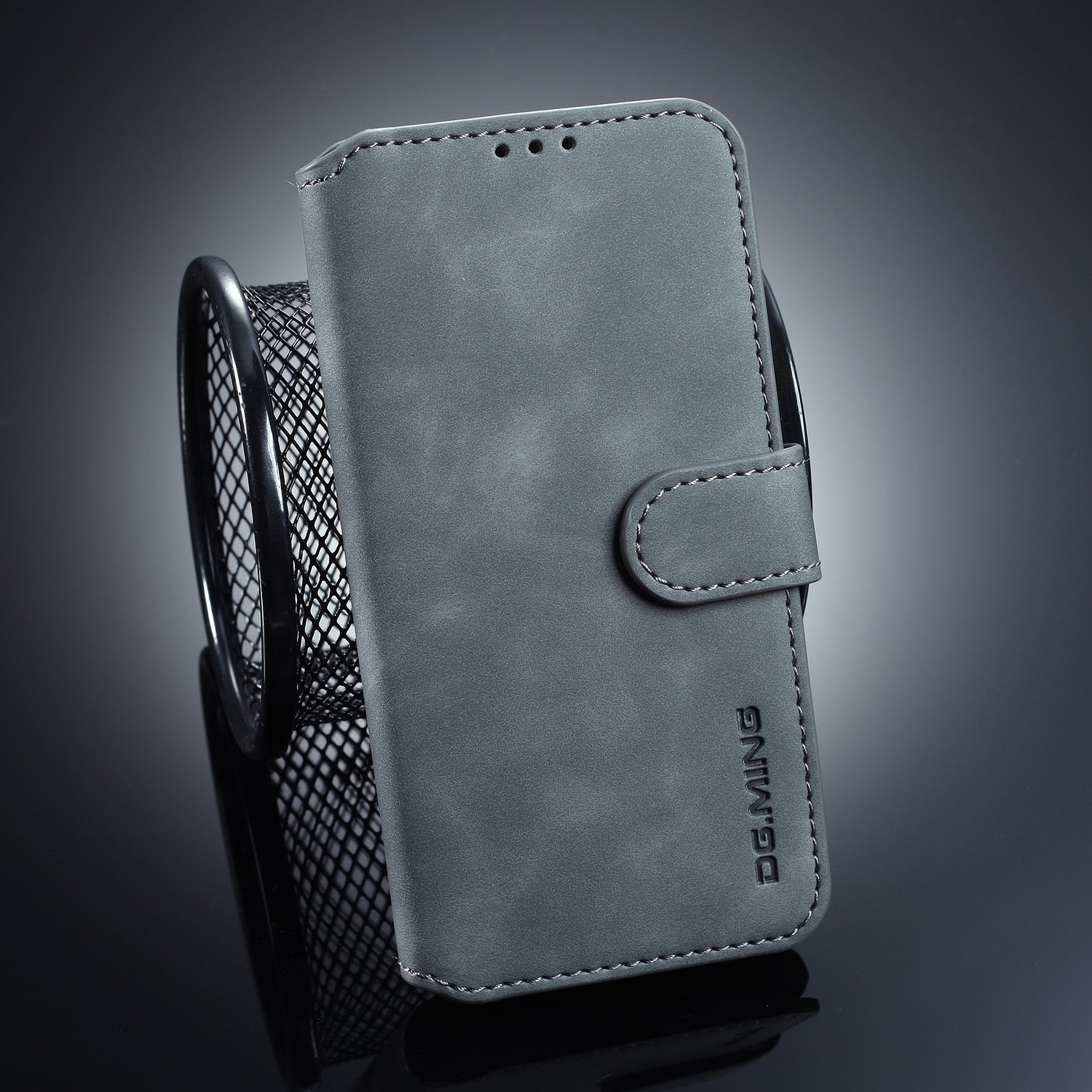 DG.MING Retro Style Wallet Leather Stand Case for Samsung Galaxy S10e