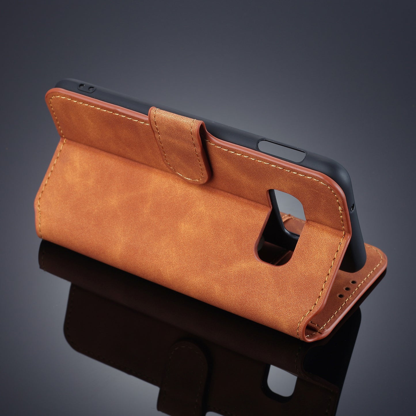 DG.MING Retro Style Wallet Leather Stand Case for Samsung Galaxy S10e