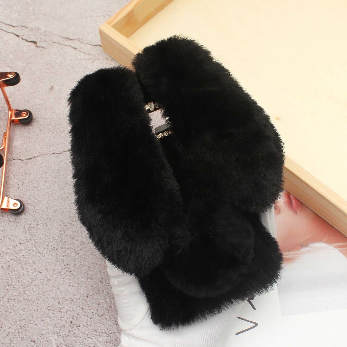 Rabbit Shape Fluffy Fur Coated Rhinestone TPU Case for Samsung Galaxy S10 Plus