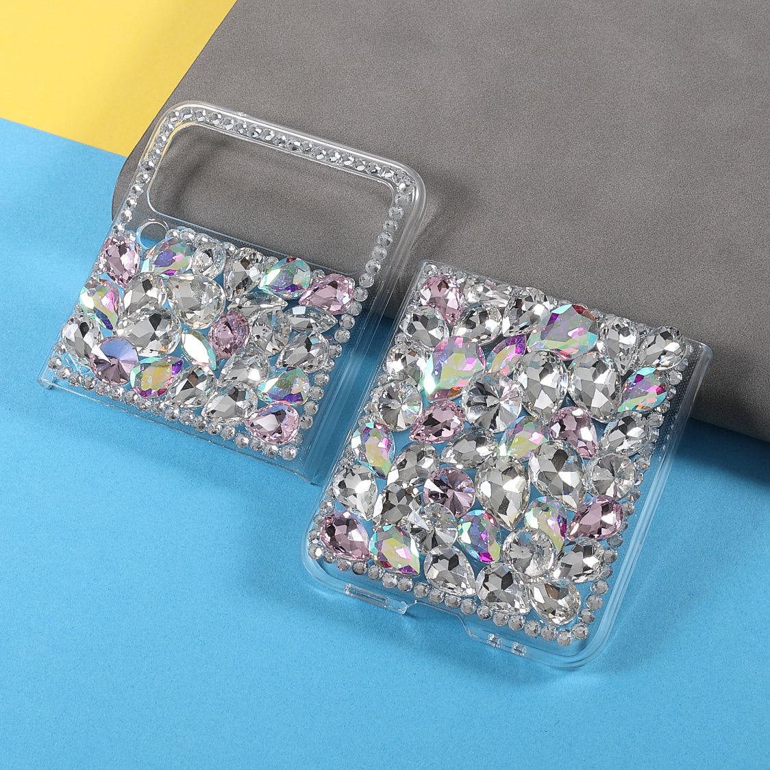 2-Piece Design Rhinestone Decoration Hard PC Cover Shell for Samsung Galaxy Z Flip3 5G