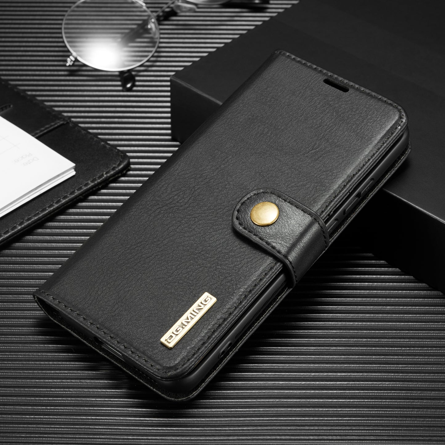 DG.MING Detachable 2-in-1 Split Leather Wallet Shell + PC Back Case for Huawei P40 Pro