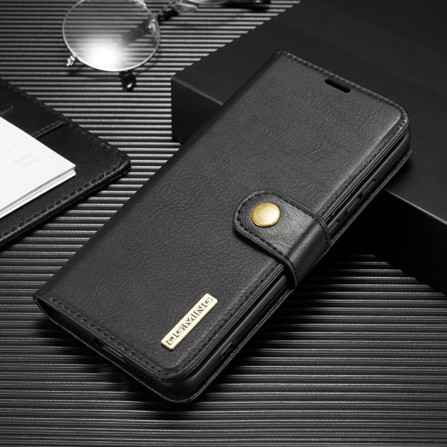 DG.MING Detachable 2-in-1 Split Leather Wallet Shell + PC Back Case for Huawei P40 Pro