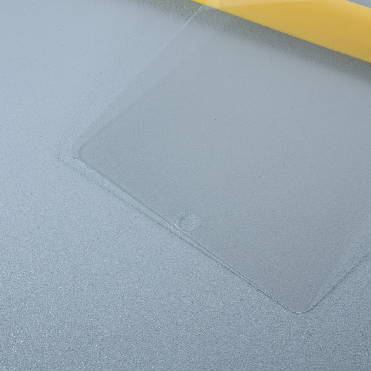 0.33mm Arc Edge Tempered Glass Screen Film (Edge Glue) for iPad Air 10.5 inch (2019)/	iPad Pro 10.5-inch (2017)
